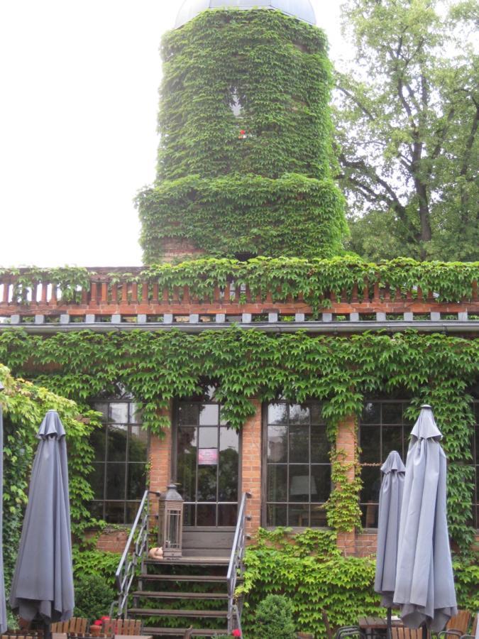 Travel Art Boardinghouse Aparthotel Neuruppin Exterior foto